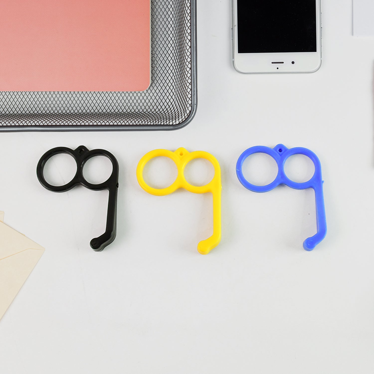 Plastic Hand Mobile Stand (Mix Color  1 Pc)